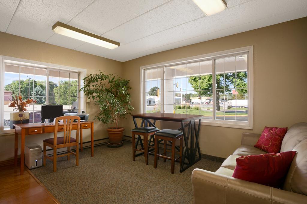 Days Inn By Wyndham Pierre Luaran gambar